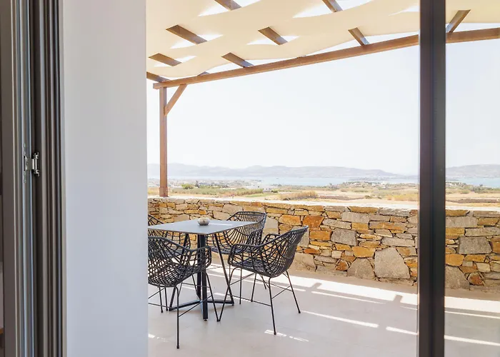 Kouros Blanc Resort&Suites