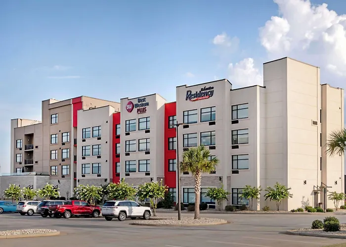Best Western Plus Executive Residency Rigby'S Water World Hotel