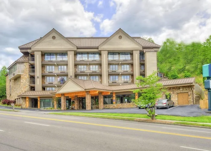 Clarion Pointe Downtown Gatlinburg