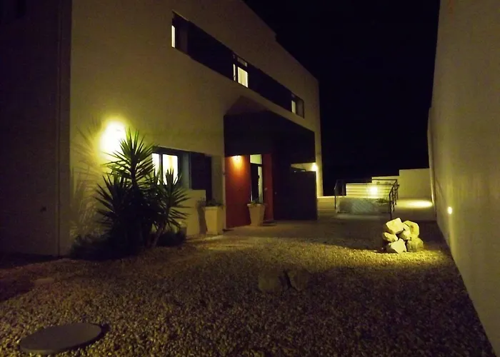 Casa Ceedina Bed And Breakfast & Beauty Batalha