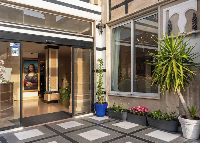 HOTEL ROYAL Paris Ivry