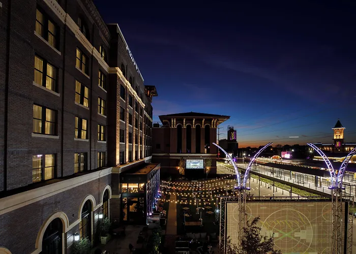 Hotel Vin, Grapevine, Autograph Collection