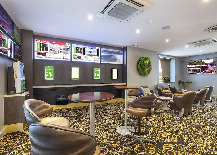 Royal Hotel By Nightcap Social