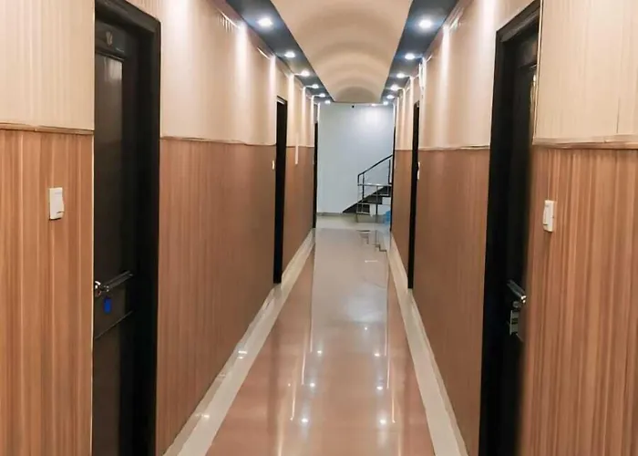 Hotel Leisure Palace