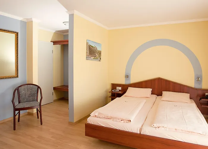Land-gut-Hotel BurgBlick