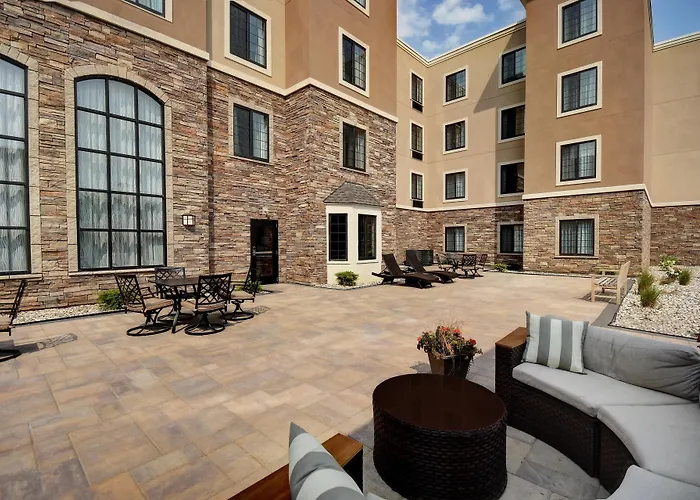 Staybridge Suites - Holland By Ihg