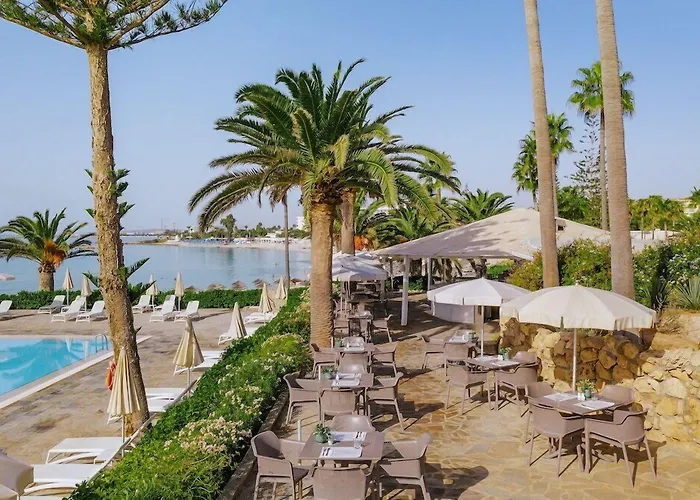 Nissiblu Beach Resort