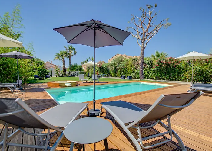 Domaine Le Courti (Adults Only)