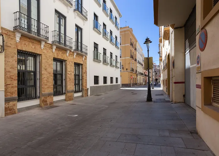 Limehome Málaga Calle Ancha del Carmen - Digital Access