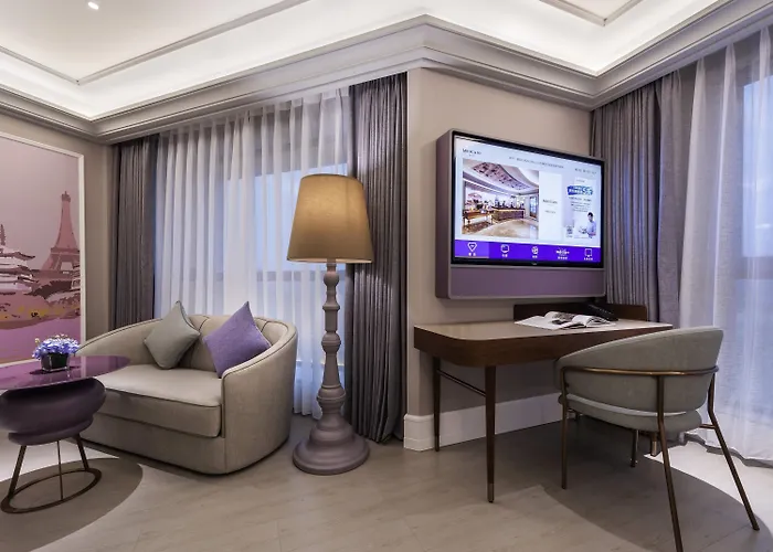 Mercure Nantong Downtown