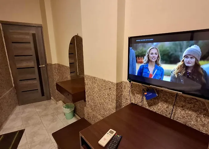 Canary Hotel