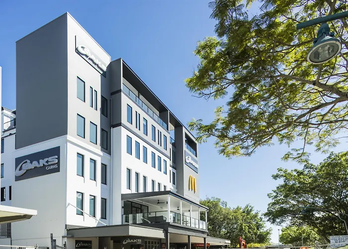 Oaks Cairns Hotel