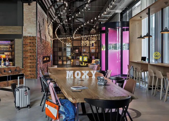 Moxy Bern Expo