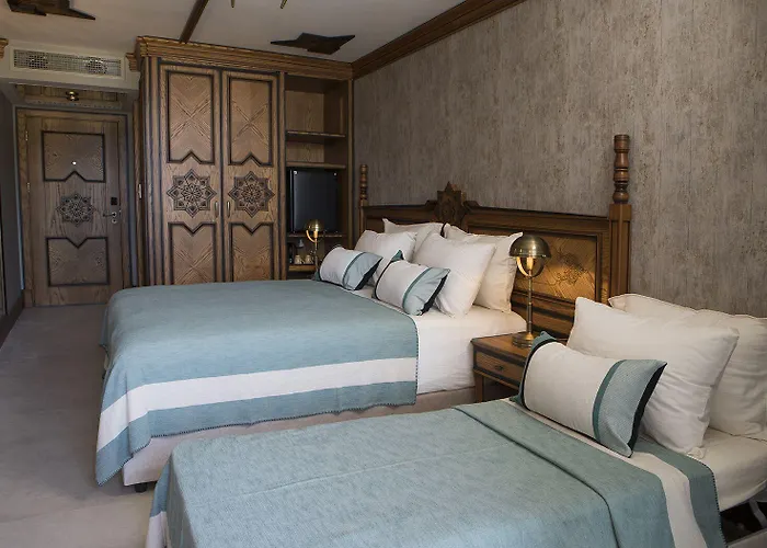Goektuerk Otel