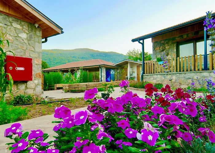 Dedehan Retreat Otel
