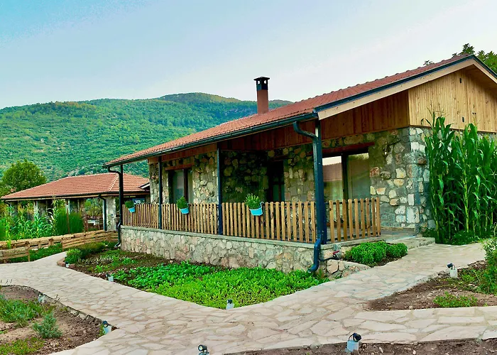 Dedehan Retreat Otel