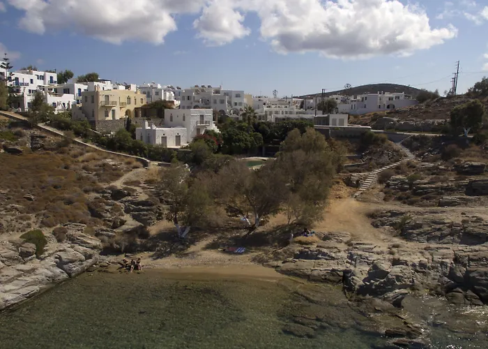Parian Lithos Residence