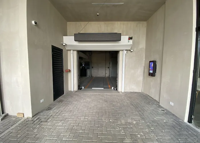 BEE Suites San José - Escalante