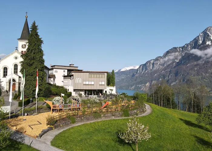 Hotel Neu-Schoenstatt