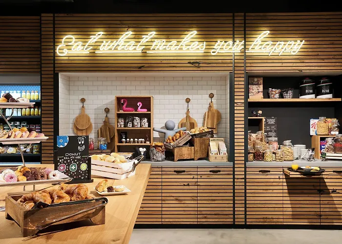 Moxy Amsterdam Schiphol Airport