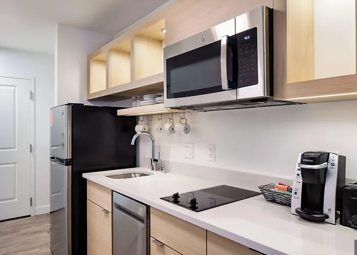 Towneplace Suites By Marriott Milwaukee West Bend