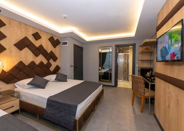 Fly And Stay Airport Hotel