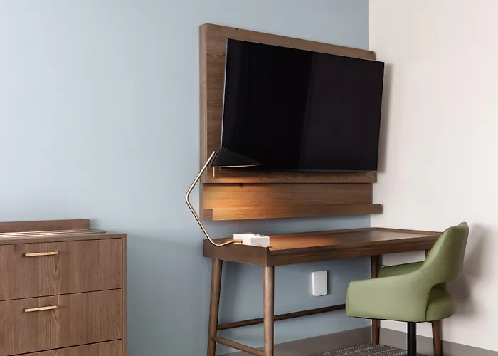 Staybridge Suites - Iowa City - Coralville By Ihg