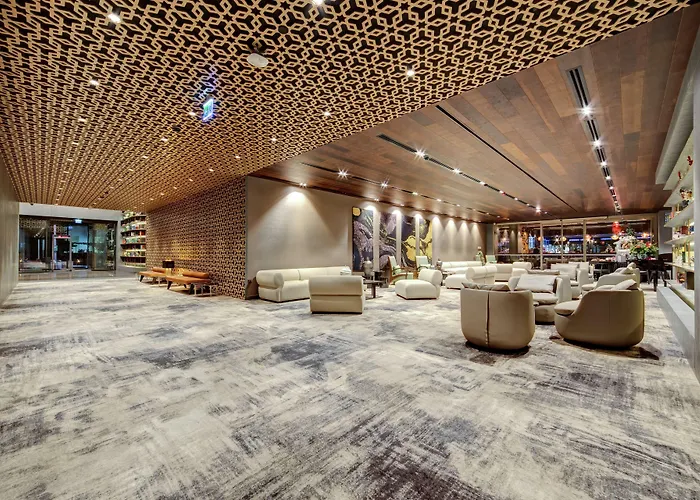 Hotel Doubletree By Hilton Adana
