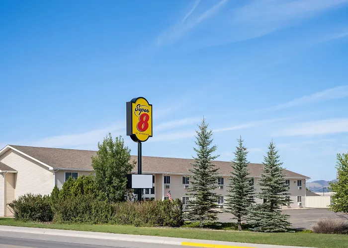 Super 8 By Wyndham Lewistown Hotel