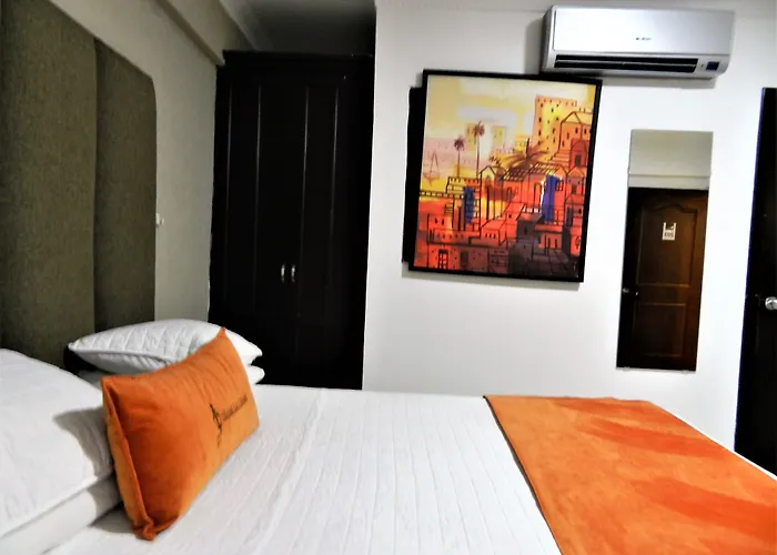 Hotel La Colonia
