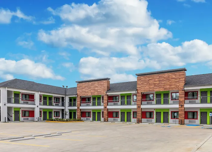 Scottish Inns & Suites - Kingwood