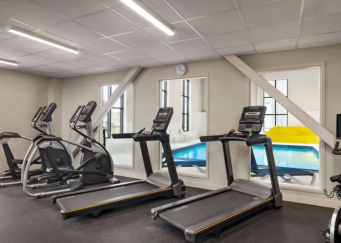 Microtel Inn & Suites Dorval Qc