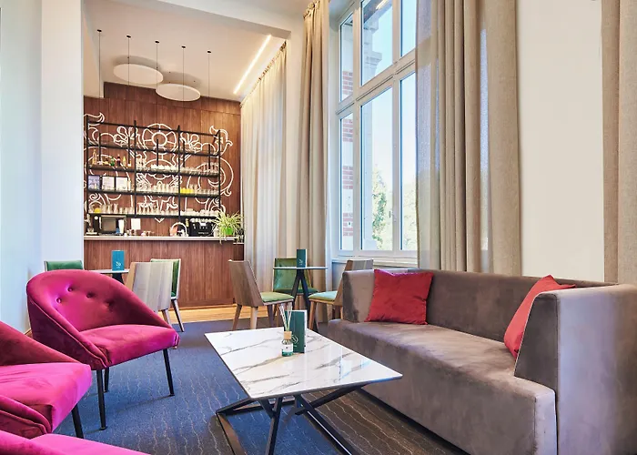 Le Grand Hotel, The Originals Relais