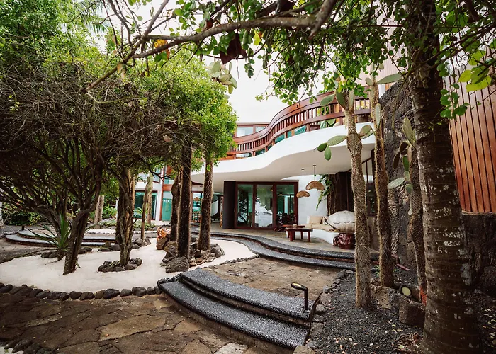 Villa Escalesia Galapagos Waterfront Hotel