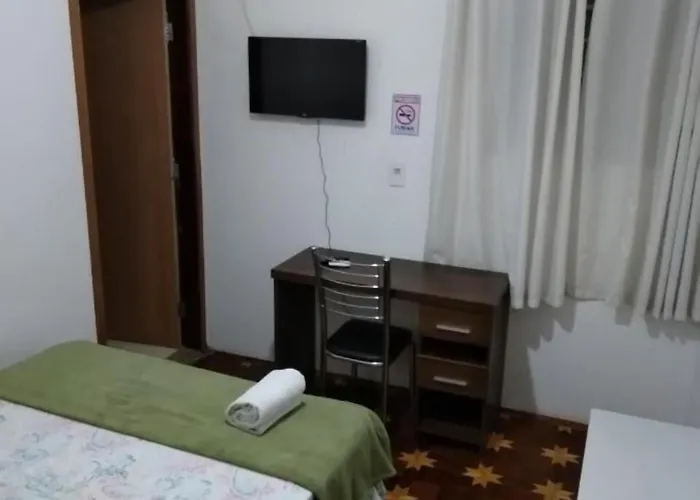 Ipê Rosa Hotel