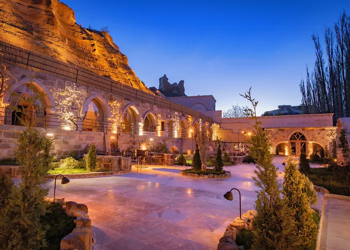 Sur Cave Hotel