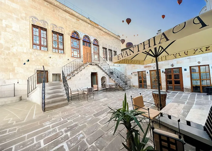 Evanthia Cave Suites