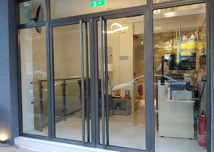 Hotel @Syngrou Fix