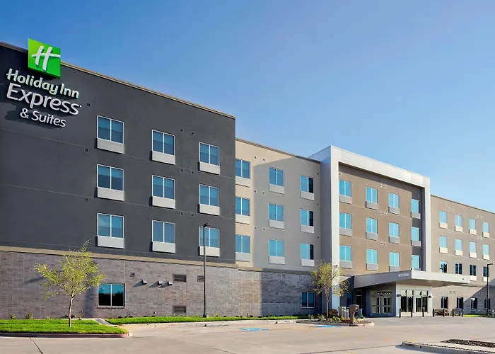 Holiday Inn Express & Suites Lubbock Central - Univ Area By Ihg