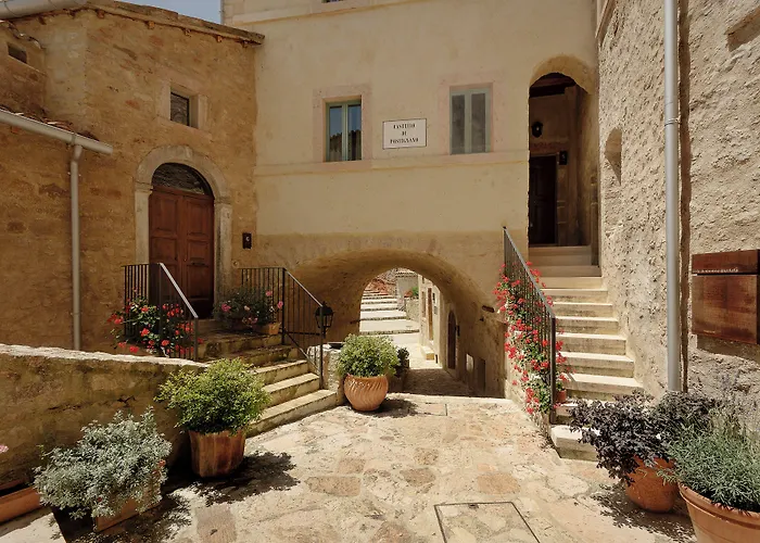 Castello Di Postignano Relais