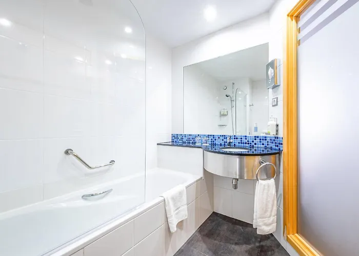 Holiday Inn Express Barcelona City 22@ By Ihg