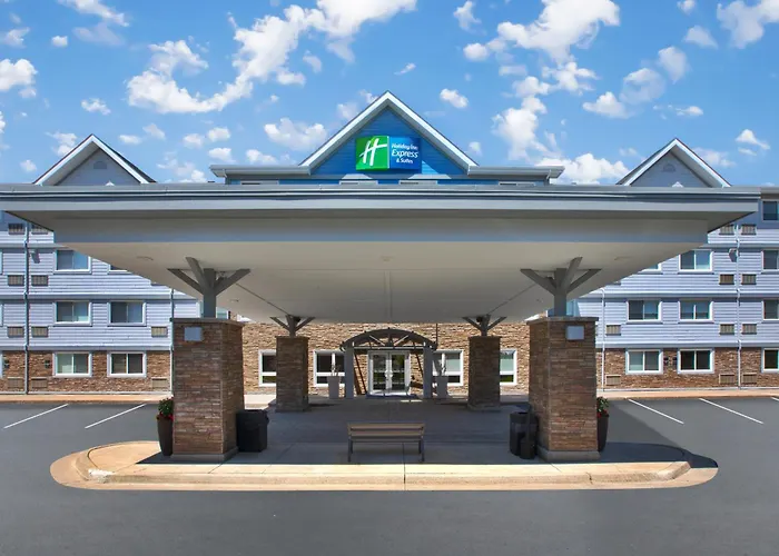 Holiday Inn Express Hotel & Suites Uptown Fredericton By Ihg