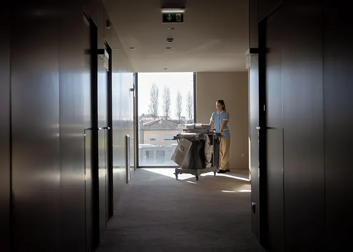 Oporto Airport & Business Hotel