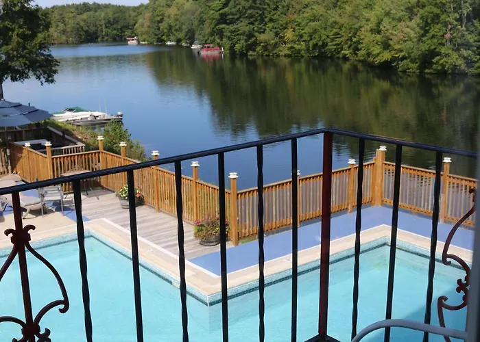 Super 8 By Wyndham Sturbridge