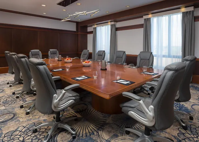 Crowne Plaza Springfield Convention Center By Ihg Hotel