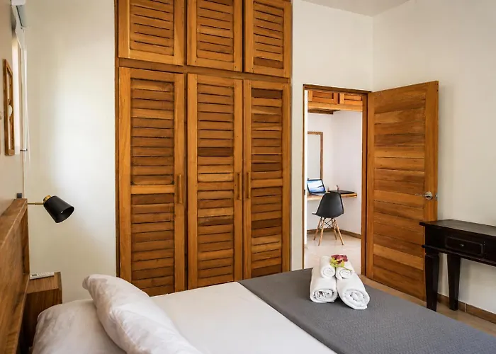 Nautilus Surf & Yoga Villas Santa Teresa