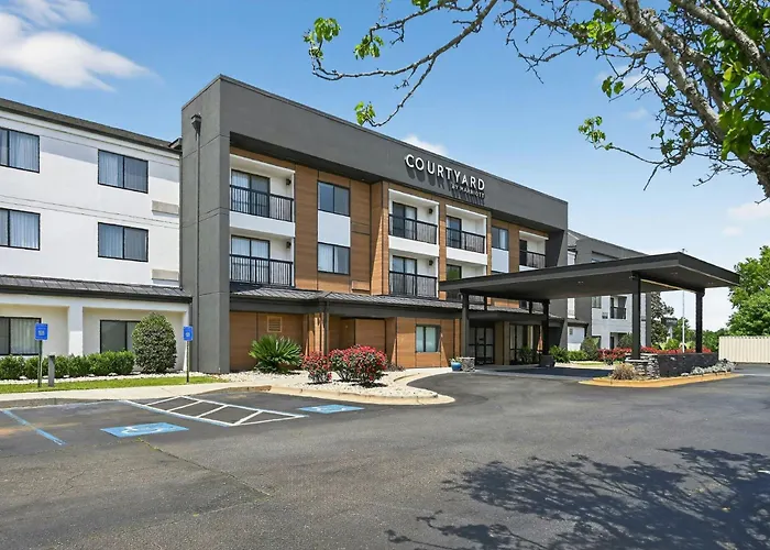 Courtyard By Marriott Albany