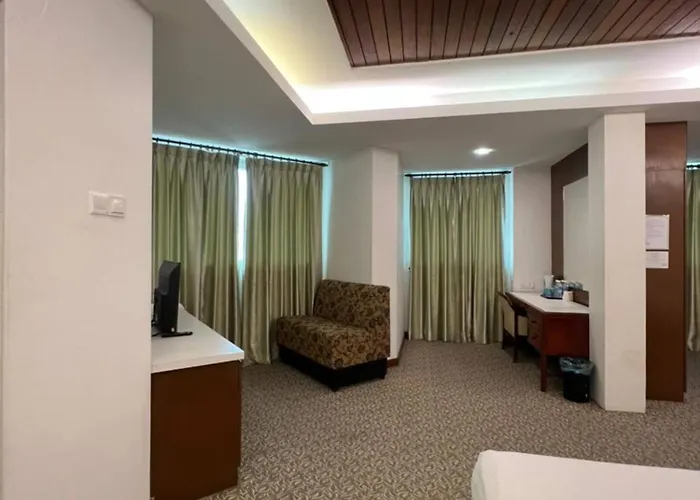 D Eastern Hotel