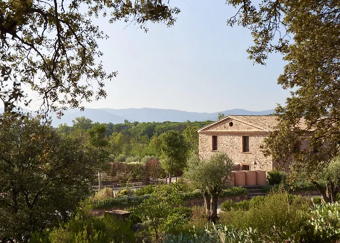 Chateau Saint Roux Le Luc-Le Cannet Des Maures