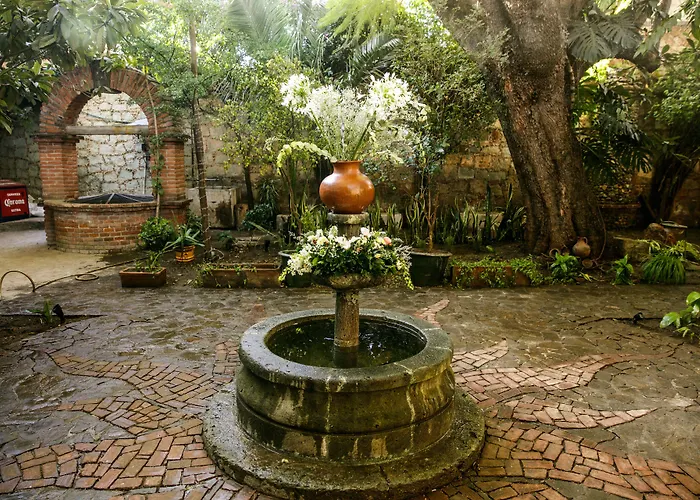 Agrado Guest House